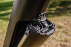 Fazua Ride 50 - Locker PX - Mécanisme De Verrouillage Pour Drivepack (ensemble Batterie/moteur) 7 Fazua Ride 50 - Locker PX - Mécanisme De Verrouillage Pour Drivepack (ensemble Batterie/moteur) -Vélos Haibike Boutique fazua locker px systeme verrouillage drivepack detail 2 3840x2160